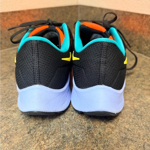 Nike Air Zoom Pegasus Orange 11 mens - Picture 4 of 8